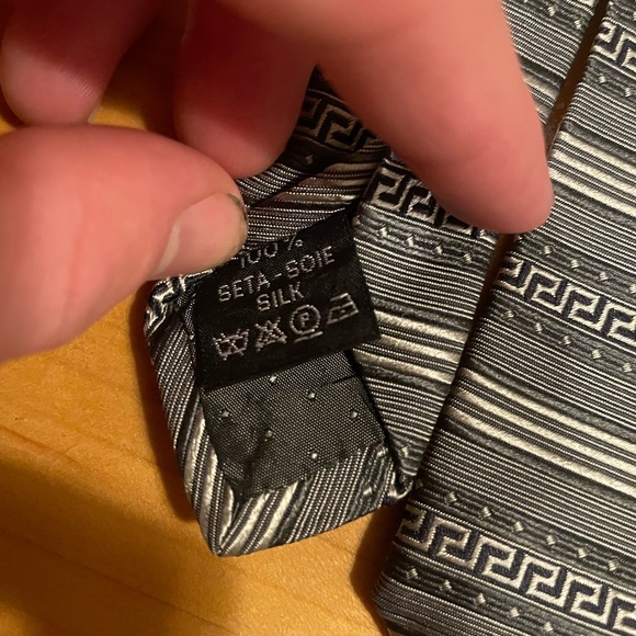 Silver Versace Tie - Picture 2 of 5